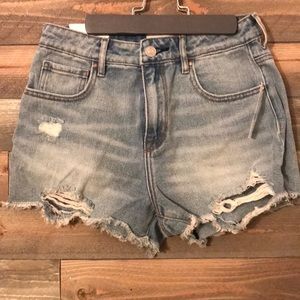 Light blue, high rise short